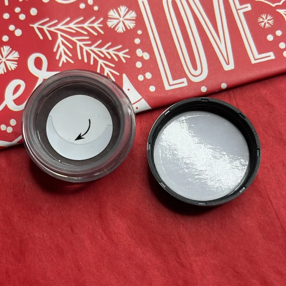 bareMinerals Up in Smoke eyeshadow